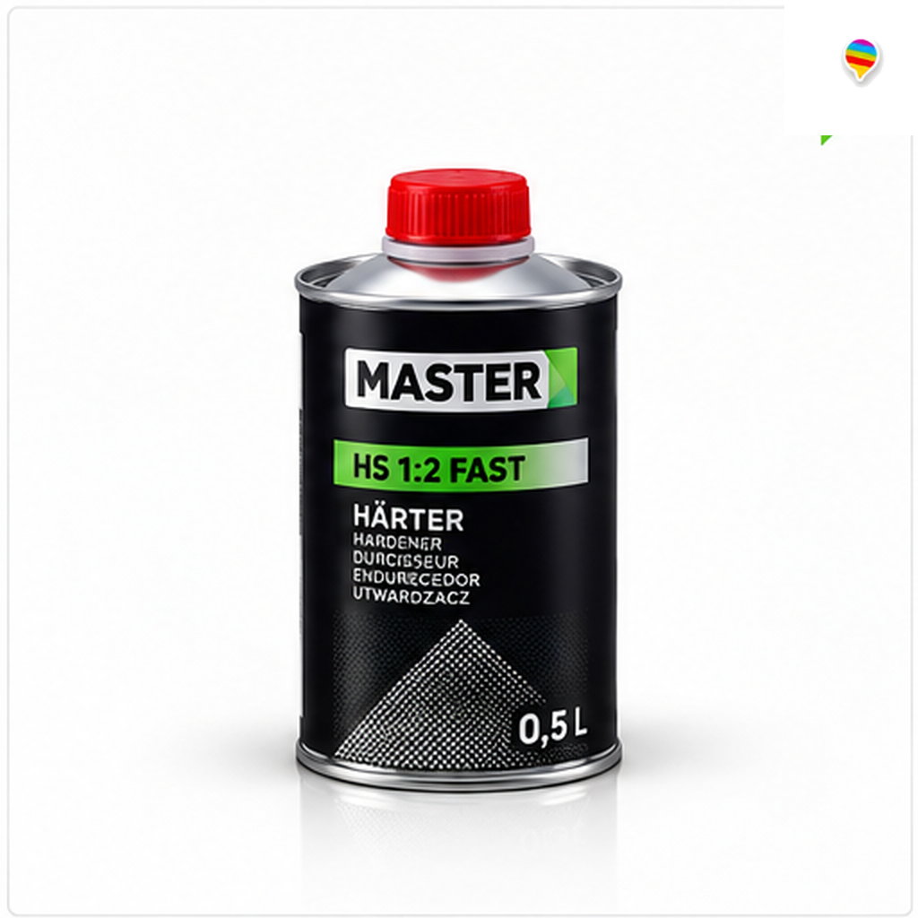 Master HS 1:2 Härter 500ml FAST – KI-generiertes Einzelproduktbild auf weißem Hintergrund mit weichem Schatten und Logo oben rechts